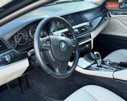 Серый БМВ 5 Серия, объемом двигателя 3 л и пробегом 203 тыс. км за 15900 $, фото 17 на Automoto.ua