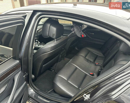 Серый БМВ 5 Серия, объемом двигателя 2.8 л и пробегом 230 тыс. км за 17500 $, фото 12 на Automoto.ua