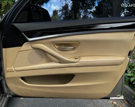 Сірий БМВ 5 Серія, об'ємом двигуна 3 л та пробігом 148 тис. км за 16290 $, фото 28 на Automoto.ua