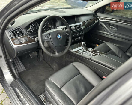 Серый БМВ 5 Серия, объемом двигателя 2 л и пробегом 148 тыс. км за 12500 $, фото 9 на Automoto.ua