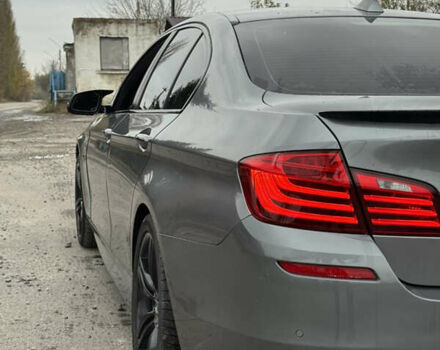 Серый БМВ 5 Серия, объемом двигателя 2.98 л и пробегом 196 тыс. км за 15300 $, фото 3 на Automoto.ua