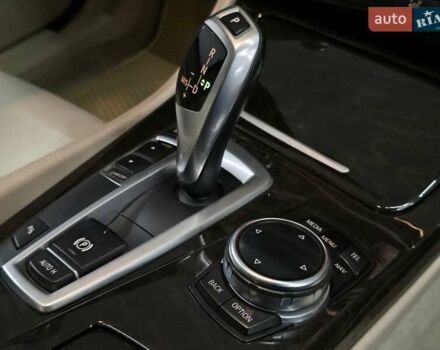 БМВ 5 Серия 2013 в Николаеве на Automoto.ua Серый БМВ 5 Серия, объемом двигателя 2.99 л и пробегом 152 тыс. км за 22499 $, фото 21 на Automoto.ua