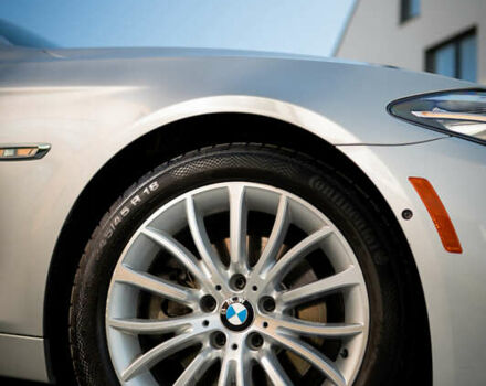 Сірий БМВ 5 Серія, об'ємом двигуна 2 л та пробігом 64 тис. км за 17600 $, фото 17 на Automoto.ua