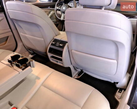 Серый БМВ 5 Серия, объемом двигателя 2 л и пробегом 140 тыс. км за 10900 $, фото 38 на Automoto.ua