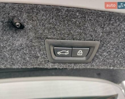 Серый БМВ 5 Серия, объемом двигателя 3 л и пробегом 161 тыс. км за 19900 $, фото 6 на Automoto.ua