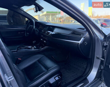 Сірий БМВ 5 Серія, об'ємом двигуна 2 л та пробігом 268 тис. км за 12500 $, фото 16 на Automoto.ua