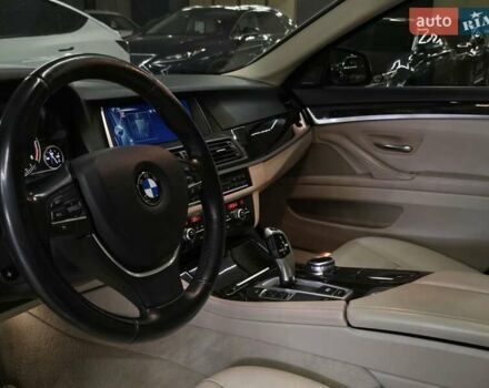 БМВ 5 Серия 2013 в Николаеве на Automoto.ua Серый БМВ 5 Серия, объемом двигателя 2.99 л и пробегом 152 тыс. км за 22499 $, фото 11 на Automoto.ua
