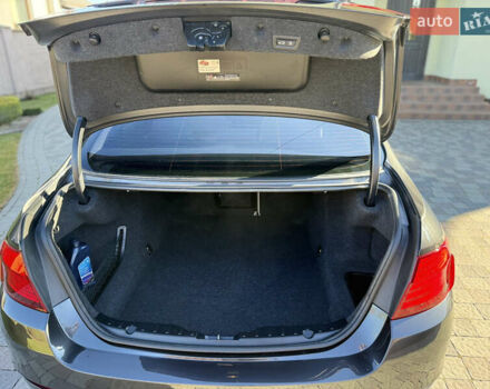 Серый БМВ 5 Серия, объемом двигателя 3 л и пробегом 203 тыс. км за 15900 $, фото 32 на Automoto.ua