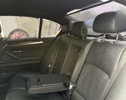 Серый БМВ 5 Серия, объемом двигателя 2 л и пробегом 267 тыс. км за 12800 $, фото 3 на Automoto.ua