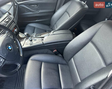 Сірий БМВ 5 Серія, об'ємом двигуна 2 л та пробігом 161 тис. км за 14400 $, фото 13 на Automoto.ua