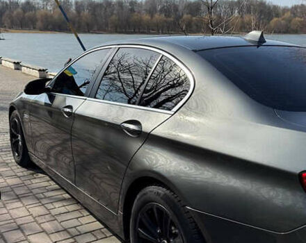 Серый БМВ 5 Серия, объемом двигателя 2 л и пробегом 217 тыс. км за 15500 $, фото 60 на Automoto.ua