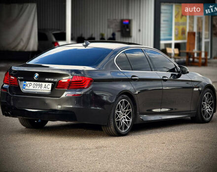 Серый БМВ 5 Серия, объемом двигателя 3 л и пробегом 209 тыс. км за 22000 $, фото 3 на Automoto.ua