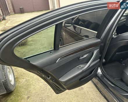 Серый БМВ 5 Серия, объемом двигателя 2.8 л и пробегом 230 тыс. км за 17500 $, фото 11 на Automoto.ua