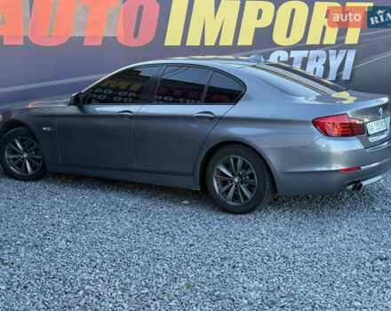 Сірий БМВ 5 Серія, об'ємом двигуна 2 л та пробігом 268 тис. км за 12500 $, фото 3 на Automoto.ua