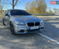 БМВ 5 Серия 2013 в Могилев-Подольском на Automoto.ua Серый БМВ 5 Серия, объемом двигателя 2.99 л и пробегом 270 тыс. км за 13200 $, фото 8 на Automoto.ua