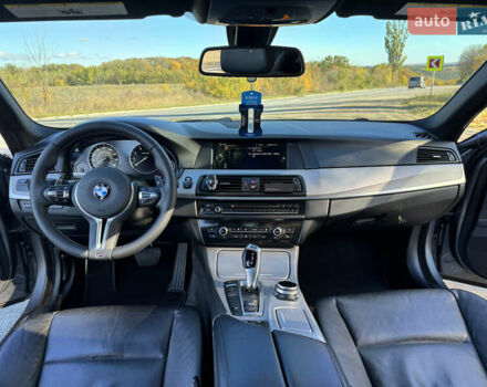 БМВ 5 Серия 2013 в Могилев-Подольском на Automoto.ua Серый БМВ 5 Серия, объемом двигателя 2.99 л и пробегом 270 тыс. км за 13200 $, фото 13 на Automoto.ua