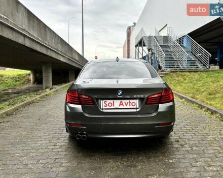 Серый БМВ 5 Серия, объемом двигателя 2.99 л и пробегом 359 тыс. км за 19200 $, фото 5 на Automoto.ua