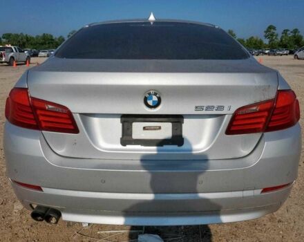 Серый БМВ 5 Серия, объемом двигателя 2 л и пробегом 175 тыс. км за 1100 $, фото 5 на Automoto.ua