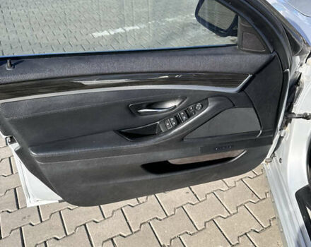 Серый БМВ 5 Серия, объемом двигателя 2 л и пробегом 200 тыс. км за 13450 $, фото 17 на Automoto.ua