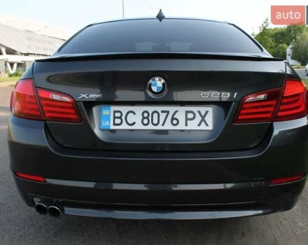 Серый БМВ 5 Серия, объемом двигателя 2 л и пробегом 175 тыс. км за 13350 $, фото 7 на Automoto.ua