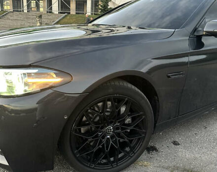 Серый БМВ 5 Серия, объемом двигателя 3 л и пробегом 285 тыс. км за 22500 $, фото 4 на Automoto.ua