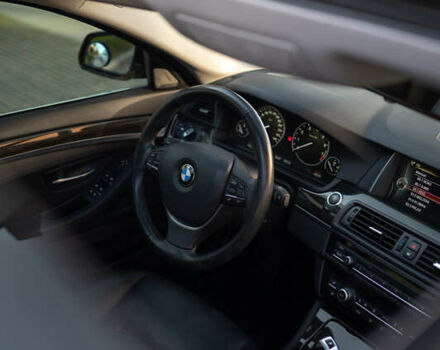 Сірий БМВ 5 Серія, об'ємом двигуна 2 л та пробігом 64 тис. км за 17600 $, фото 45 на Automoto.ua