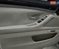 БМВ 5 Серия 2013 в Николаеве на Automoto.ua Серый БМВ 5 Серия, объемом двигателя 2.99 л и пробегом 152 тыс. км за 22499 $, фото 13 на Automoto.ua