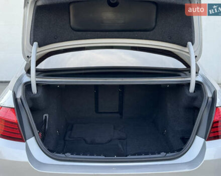 Серый БМВ 5 Серия, объемом двигателя 2.99 л и пробегом 293 тыс. км за 17500 $, фото 73 на Automoto.ua