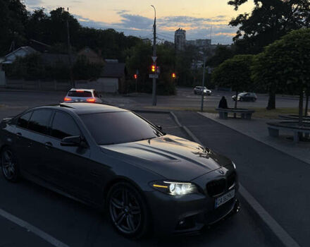 Серый БМВ 5 Серия, объемом двигателя 2.98 л и пробегом 240 тыс. км за 15000 $, фото 2 на Automoto.ua