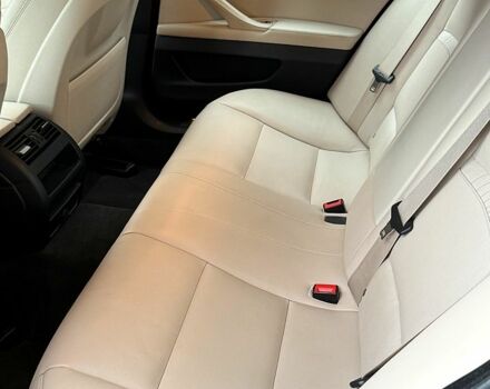 Серый БМВ 5 Серия, объемом двигателя 2 л и пробегом 86 тыс. км за 30000 $, фото 5 на Automoto.ua