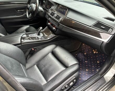 Сірий БМВ 5 Серія, об'ємом двигуна 3 л та пробігом 359 тис. км за 19200 $, фото 17 на Automoto.ua