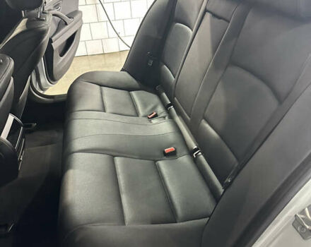 БМВ 5 Серия 2014 в Белой Церкве на Automoto.ua Серый БМВ 5 Серия, объемом двигателя 2 л и пробегом 235 тыс. км за 14000 $, фото 11 на Automoto.ua