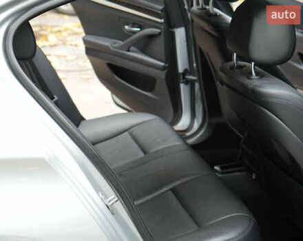 Серый БМВ 5 Серия, объемом двигателя 2 л и пробегом 212 тыс. км за 14000 $, фото 8 на Automoto.ua