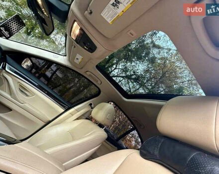 БМВ 5 Серия 2014 в Киеве на Automoto.ua Серый БМВ 5 Серия, объемом двигателя 3 л и пробегом 258 тыс. км за 16555 $, фото 15 на Automoto.ua