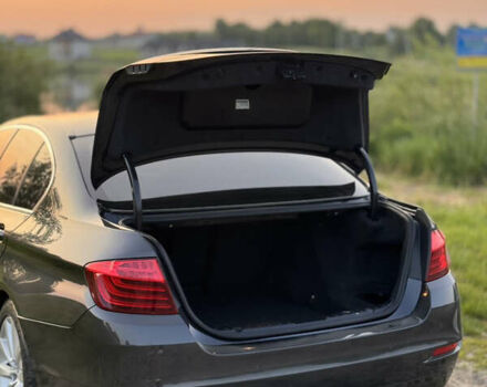 Сірий БМВ 5 Серія, об'ємом двигуна 2 л та пробігом 210 тис. км за 18000 $, фото 19 на Automoto.ua