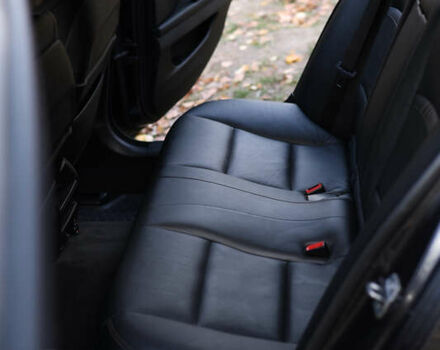 БМВ 5 Серия 2014 в Днепре (Днепропетровске) на Automoto.ua Серый БМВ 5 Серия, объемом двигателя 2.99 л и пробегом 179 тыс. км за 22500 $, фото 10 на Automoto.ua