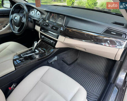 БМВ 5 Серия 2014 в Луцке на Automoto.ua Серый БМВ 5 Серия, объемом двигателя 2 л и пробегом 248 тыс. км за 15450 $, фото 12 на Automoto.ua