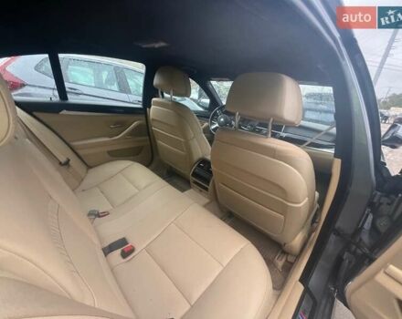 Серый БМВ 5 Серия, объемом двигателя 3 л и пробегом 153 тыс. км за 15000 $, фото 9 на Automoto.ua