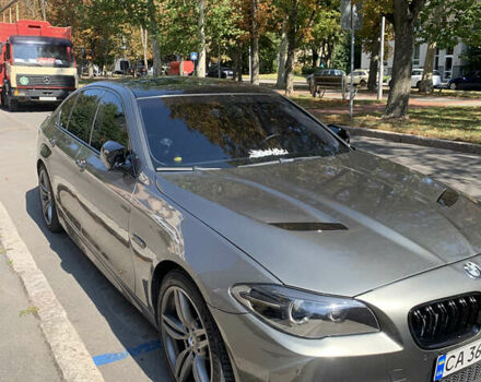 Серый БМВ 5 Серия, объемом двигателя 2.98 л и пробегом 240 тыс. км за 15000 $, фото 8 на Automoto.ua