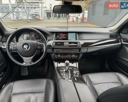 Серый БМВ 5 Серия, объемом двигателя 2 л и пробегом 194 тыс. км за 15650 $, фото 8 на Automoto.ua