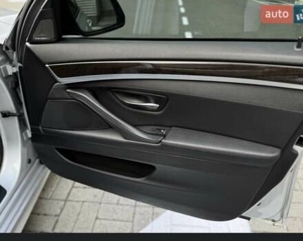 Серый БМВ 5 Серия, объемом двигателя 2.99 л и пробегом 266 тыс. км за 19000 $, фото 23 на Automoto.ua