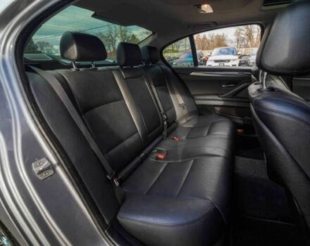 Серый БМВ 5 Серия, объемом двигателя 3 л и пробегом 83 тыс. км за 15100 $, фото 11 на Automoto.ua