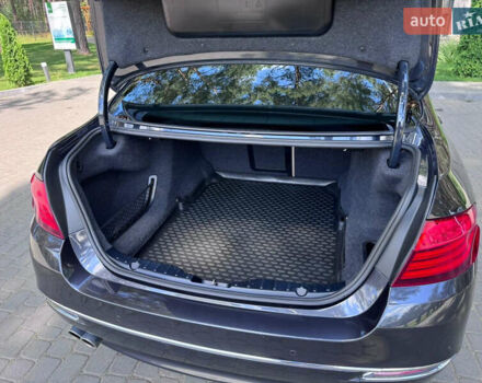 БМВ 5 Серия 2014 в Луцке на Automoto.ua Серый БМВ 5 Серия, объемом двигателя 2 л и пробегом 248 тыс. км за 15450 $, фото 17 на Automoto.ua