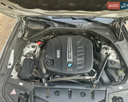 БМВ 5 Серия 2014 в Киеве на Automoto.ua Серый БМВ 5 Серия, объемом двигателя 3 л и пробегом 258 тыс. км за 16555 $, фото 22 на Automoto.ua