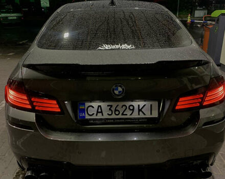 Серый БМВ 5 Серия, объемом двигателя 2.98 л и пробегом 240 тыс. км за 15000 $, фото 10 на Automoto.ua