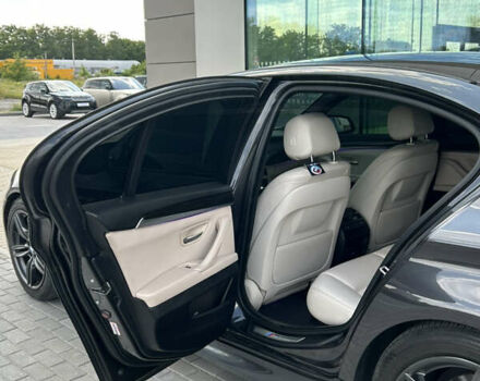 Серый БМВ 5 Серия, объемом двигателя 2.99 л и пробегом 234 тыс. км за 21500 $, фото 18 на Automoto.ua