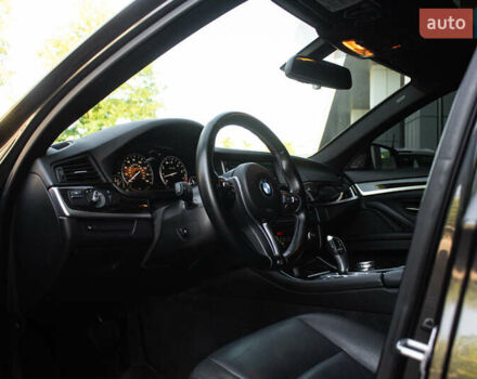 Серый БМВ 5 Серия, объемом двигателя 2.98 л и пробегом 149 тыс. км за 20000 $, фото 13 на Automoto.ua