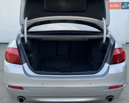 Серый БМВ 5 Серия, объемом двигателя 2.99 л и пробегом 293 тыс. км за 17500 $, фото 74 на Automoto.ua