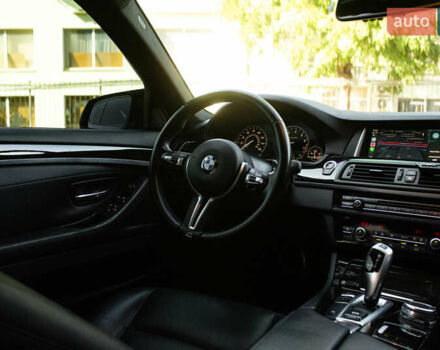 Серый БМВ 5 Серия, объемом двигателя 2.98 л и пробегом 149 тыс. км за 20000 $, фото 25 на Automoto.ua