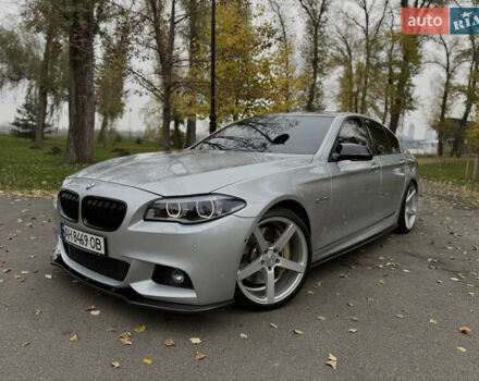 Серый БМВ 5 Серия, объемом двигателя 3 л и пробегом 203 тыс. км за 19999 $, фото 1 на Automoto.ua